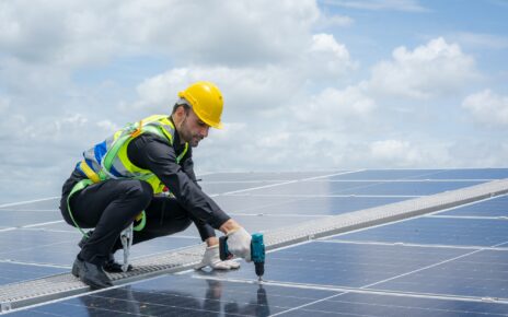 Technician installation and maintenance electric system solar panel.